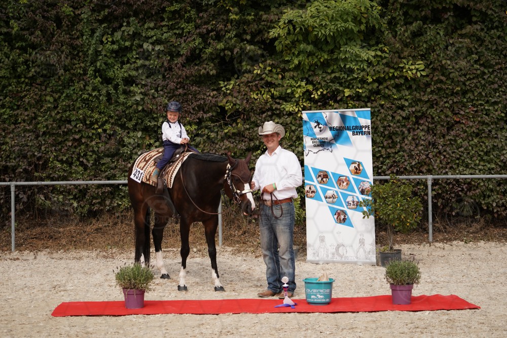 s_A_909070.JPG
